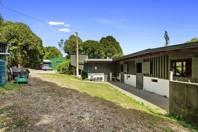 Photo of property in 18-20 Emerald Glen Road, Paekakariki, Paraparaumu, 5032