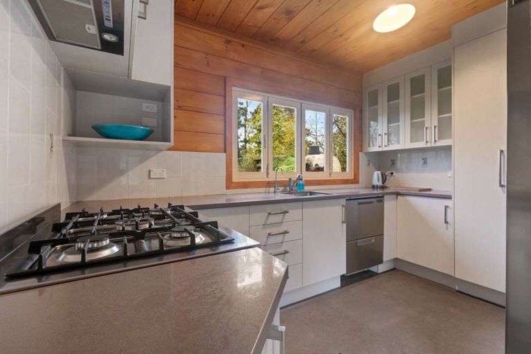 Photo of property in 28 Acacia Crescent, Glenview, Hamilton, 3206