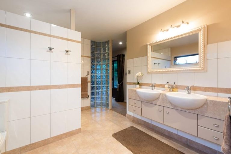 Photo of property in 33 Monticello Key, Papamoa Beach, Papamoa, 3118