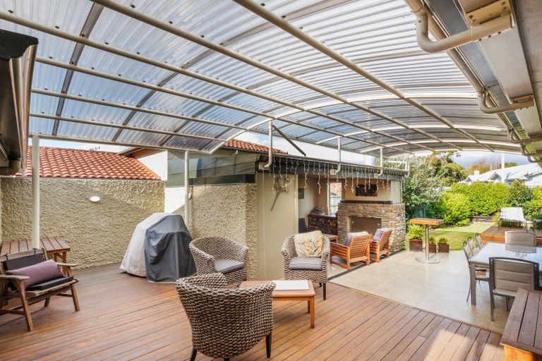 Photo of property in 54 Te Awe Awe Street, Hokowhitu, Palmerston North, 4410