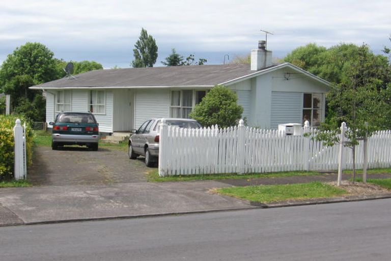 Photo of property in 6 Wyman Place, Pakuranga Heights, Auckland, 2010