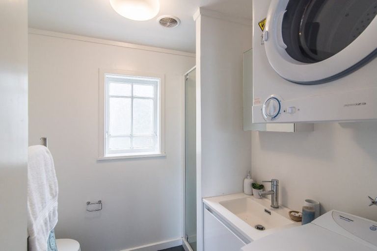 Photo of property in 77 Majoribanks Street, Mount Victoria, Wellington, 6011