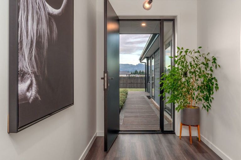 Photo of property in 8 Toru Street, Albert Town, Wanaka, 9305