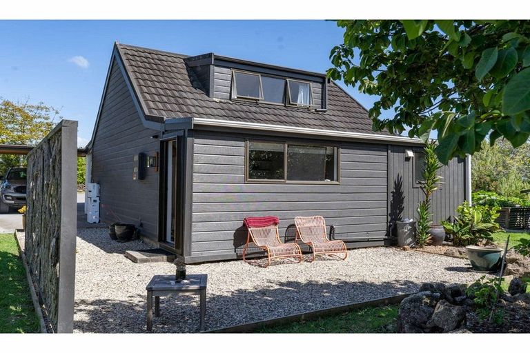 Photo of property in 70 Edmonds Road, Kerikeri, 0293