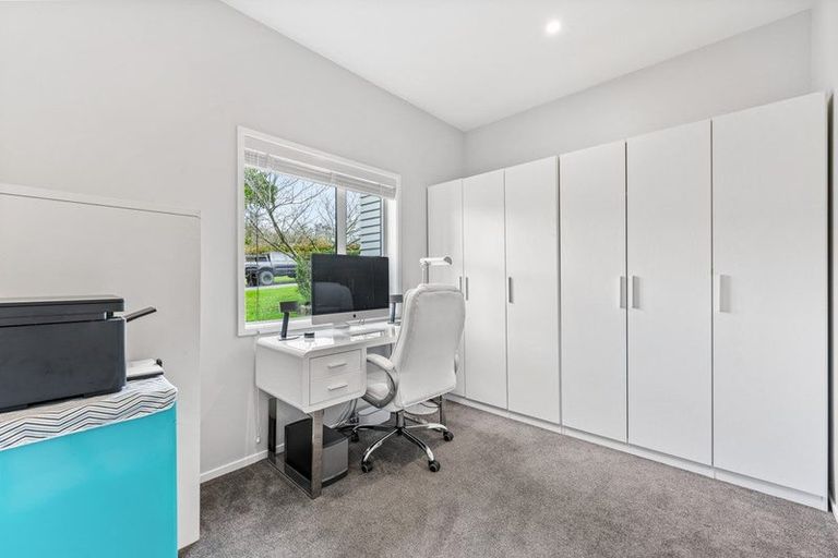 Photo of property in 2 Widdison Place, Albany, Auckland, 0632
