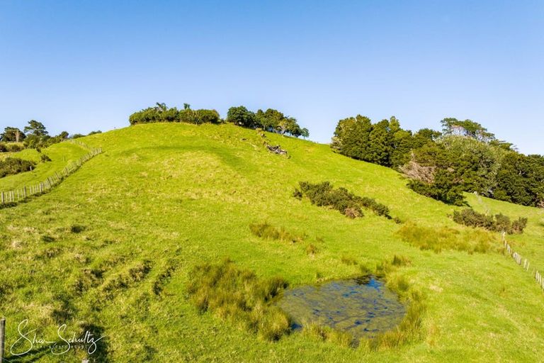 Photo of property in 133 Wearmouth Road, Paparoa, 0571