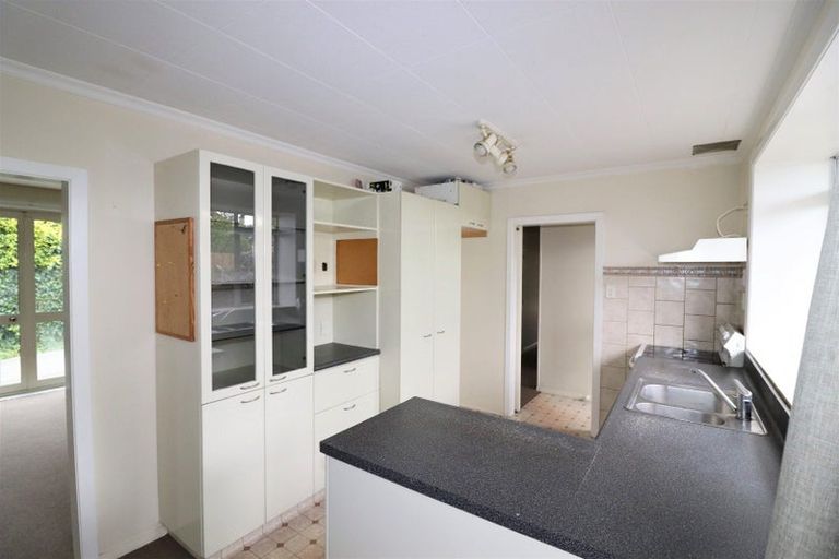 Photo of property in 4 Leeman Place, Redwood, Christchurch, 8051