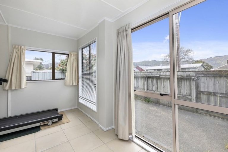 Photo of property in 983 High Street, Avalon, Lower Hutt, 5011