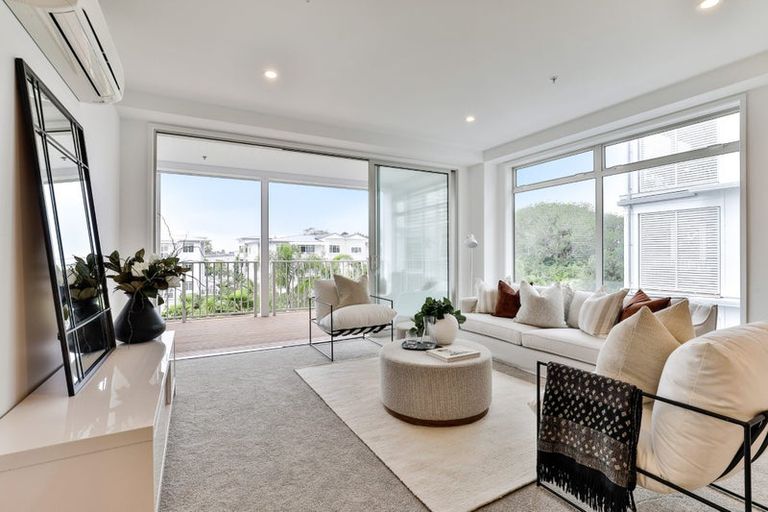 Photo of property in 159 Hibiscus Drive, Orewa, 0931