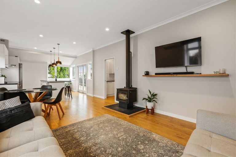 Photo of property in 1 Leitch Street, Somerfield, Christchurch, 8024