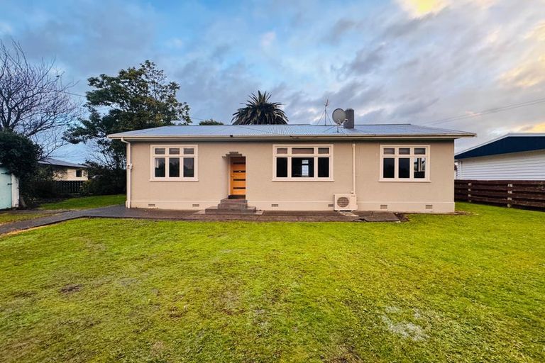 Photo of property in 32 Grey Street, Marton, 4710