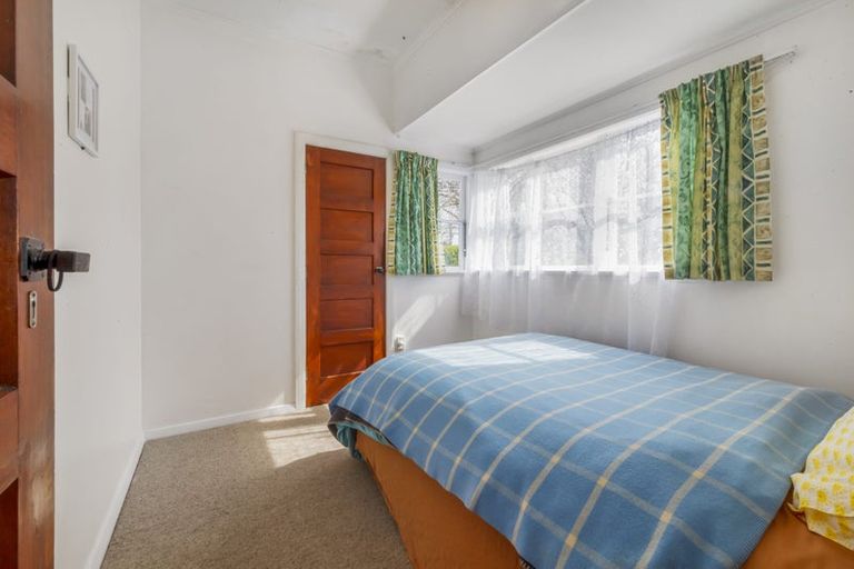 Photo of property in 32 Riley Crescent, Woolston, Christchurch, 8023