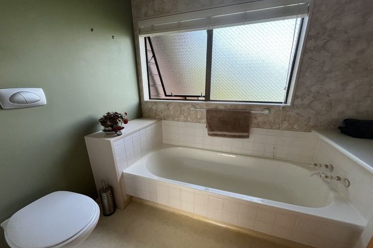 Photo of property in 38 Paremata Crescent, Paremata, Porirua, 5024