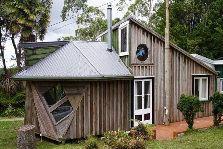 Photo of property in 1 Gomez Road, Hikurangi, 0181