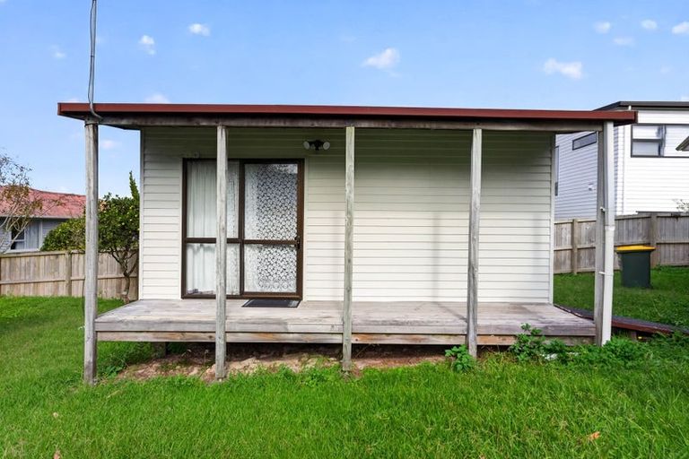 Photo of property in 37 Bruce Road, Glenfield, Auckland, 0629