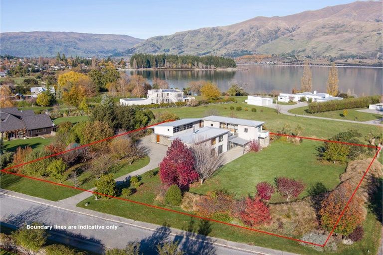 Photo of property in 23 Waimana Place, Wanaka, 9305