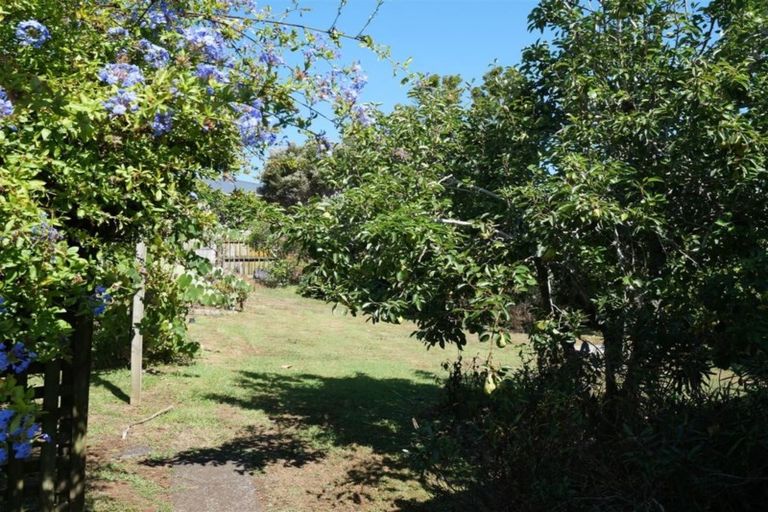 Photo of property in 16 Tuakau Road, Pukekohe, 2120