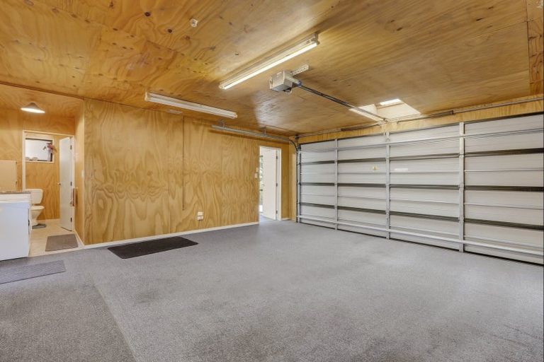 Photo of property in 117 Riverbank Road, Wanaka, 9382