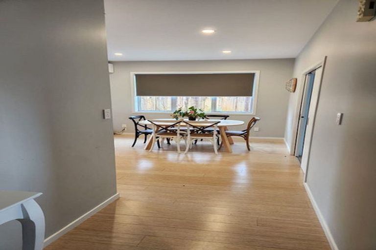 Photo of property in 18 Skipjack Pass, Silverdale, 0932