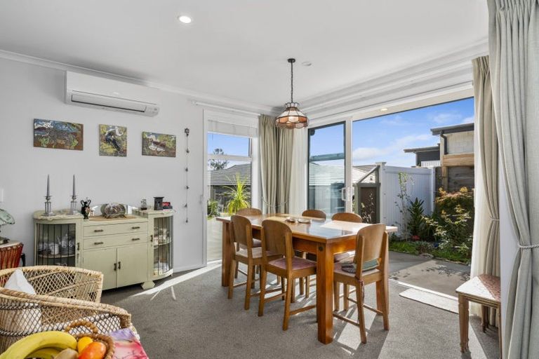 Photo of property in 25b Augusta Rise, Omokoroa, 3114