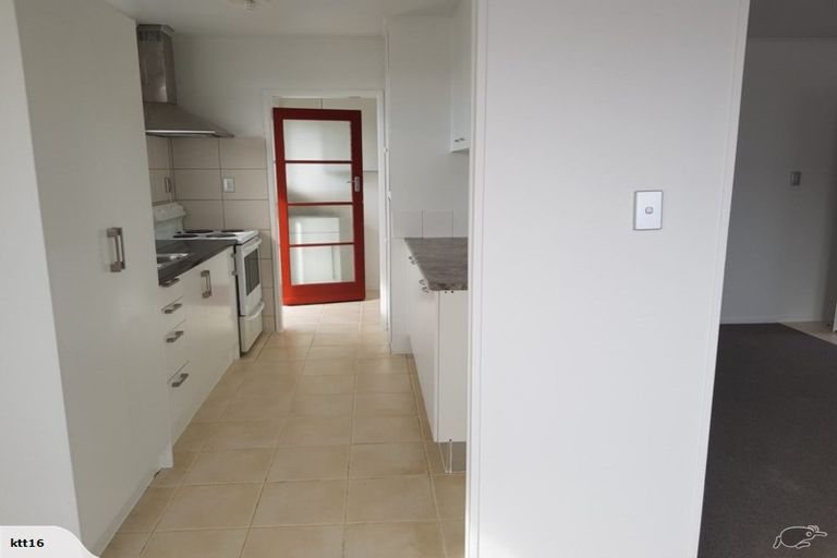 Photo of property in 39 James Street, Mangere East, Auckland, 2024