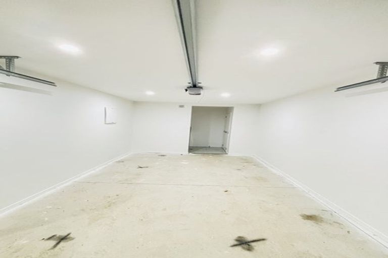 Photo of property in 1/2 Smiths Avenue, Papakura, 2110