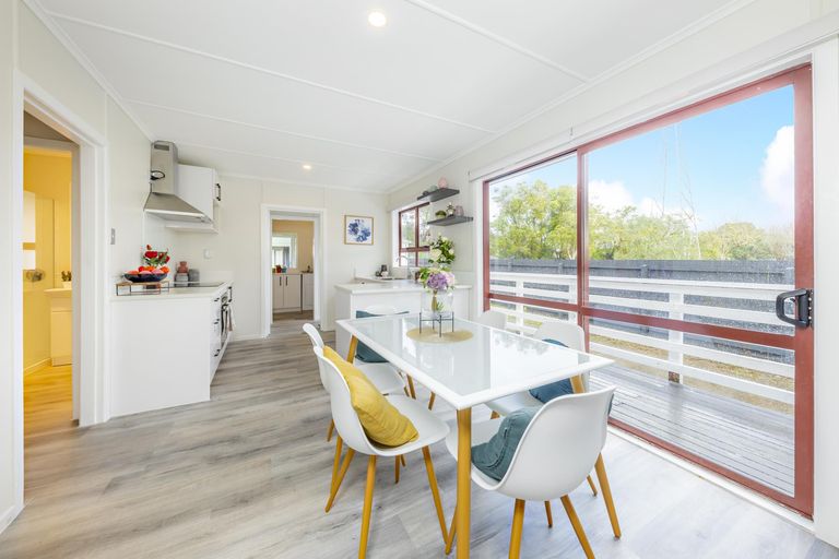 Photo of property in 23 Cooper Crescent, Otara, Auckland, 2023