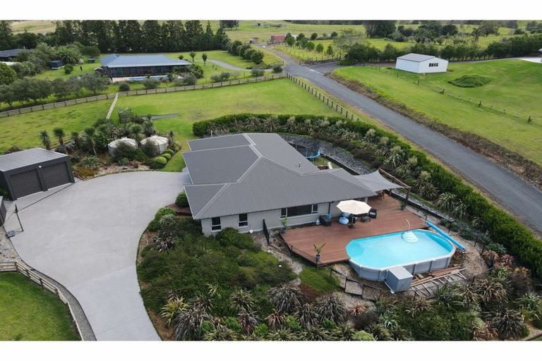 Photo of property in 11 Saint Anthonys Way, Kerikeri, 0294