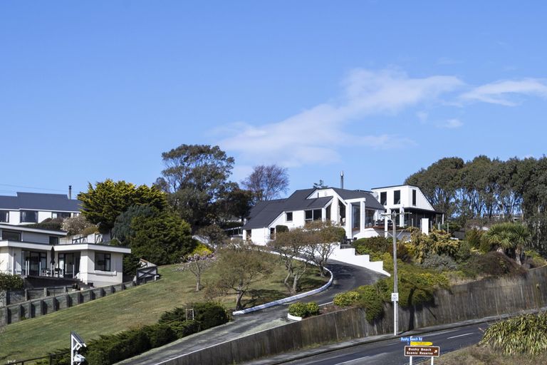 Photo of property in 1 Brinkburn Street, South Hill, Oamaru, 9400