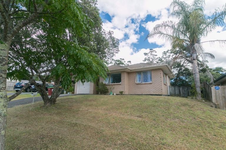 Photo of property in 56 Ruze Vida Drive, Massey, Auckland, 0614