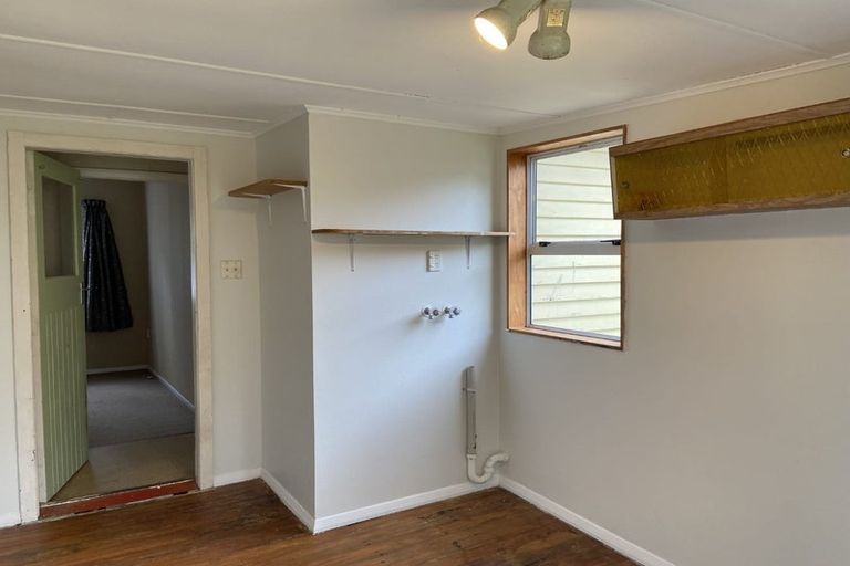 Photo of property in 28 Blue Mountains Road, Silverstream, Upper Hutt, 5019