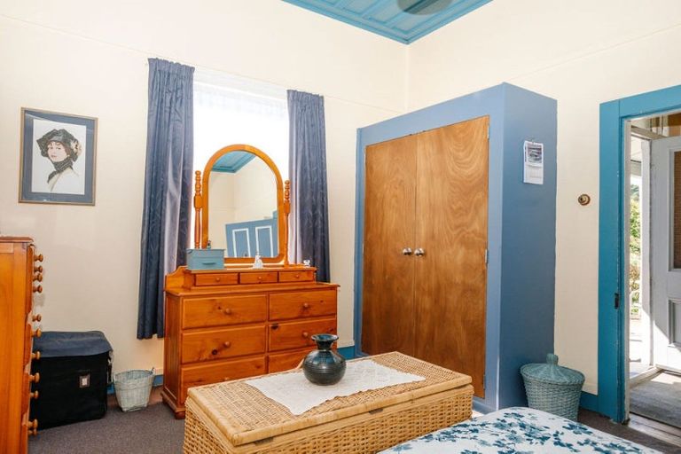 Photo of property in 7 Ruahine Street, Dannevirke, 4930