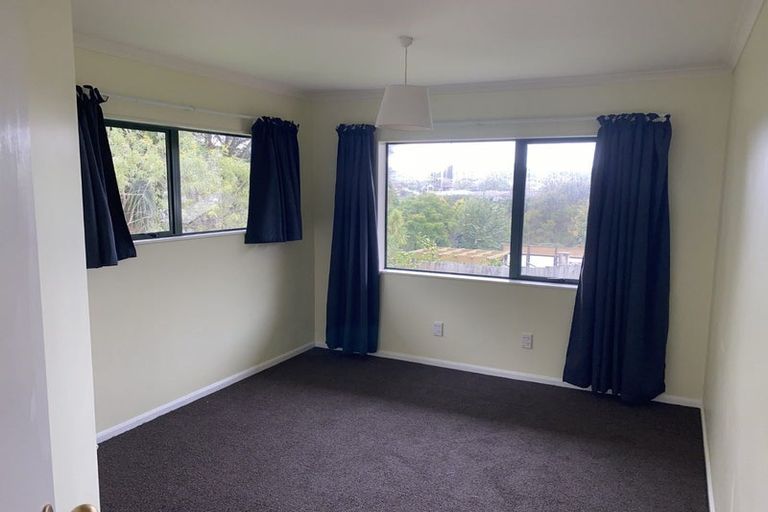 Photo of property in 16 Montana Drive, Pyes Pa, Tauranga, 3112