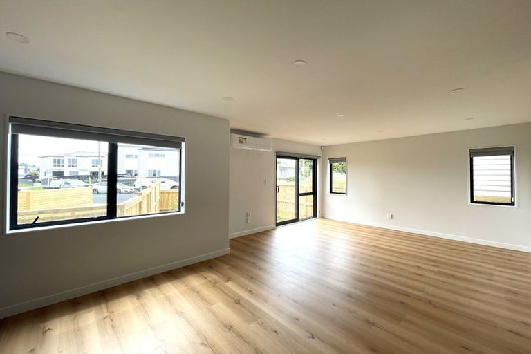 Photo of property in 43b Greenmeadows Avenue, Manurewa East, Auckland, 2102