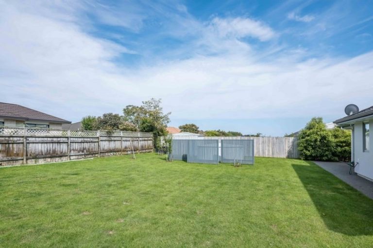 Photo of property in 11 Waipunahau Road, Waikanae, 5036