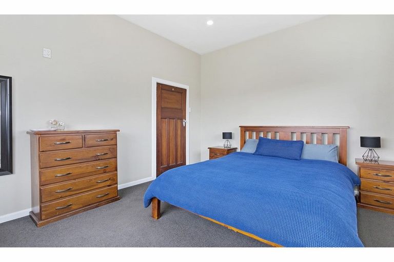 Photo of property in 79 Amyes Road, Hornby, Christchurch, 8042