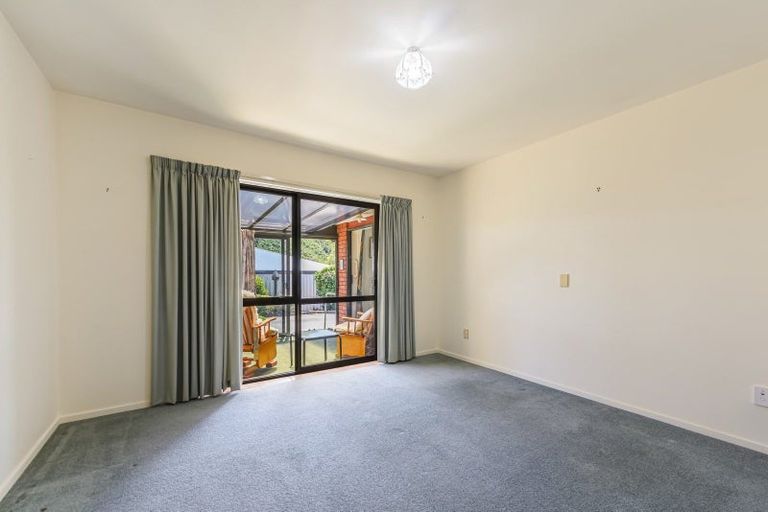 Photo of property in 20 Ranui Street, Waikawa, Picton, 7220