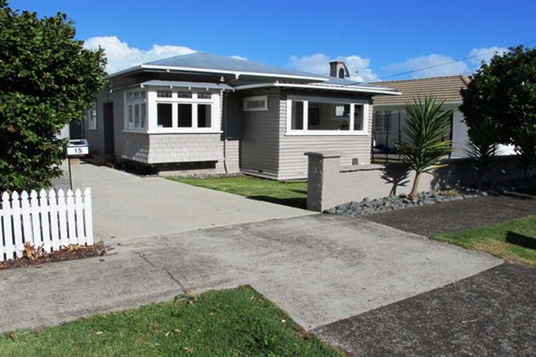 Photo of property in 15 Challinor Crescent, Mount Albert, Auckland, 1025