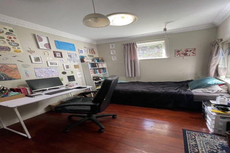 Photo of property in 3 Saint Michaels Crescent, Kelburn, Wellington, 6012