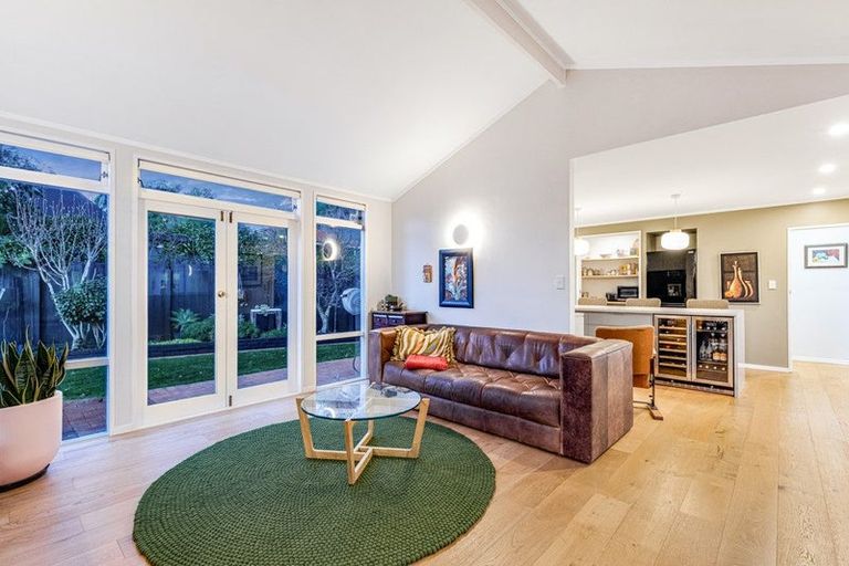 Photo of property in 5 Saint Columbans Grove, Boulcott, Lower Hutt, 5010