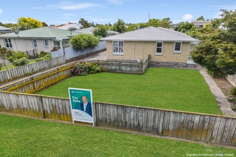 Photo of property in 202a Grove Road, Mayfair, Hastings, 4122