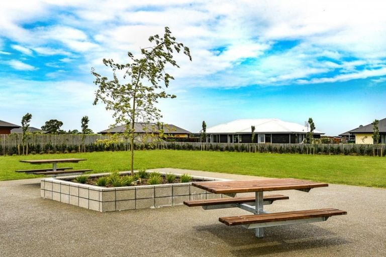 Photo of property in 9 William Hyde Place, Darfield, 7510