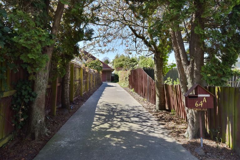 Photo of property in 64a Windermere Road, Papanui, Christchurch, 8053