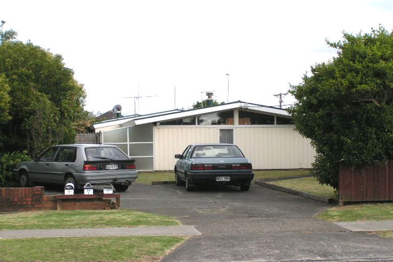 Photo of property in 2/36 Jutland Road, Hauraki, Auckland, 0622