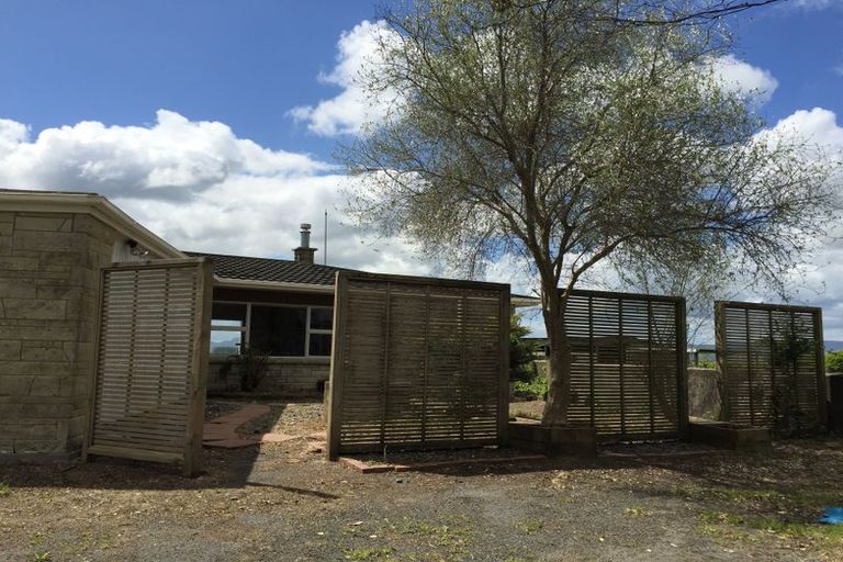 Photo of property in 204 Puketutu Road, Matamata, 3472