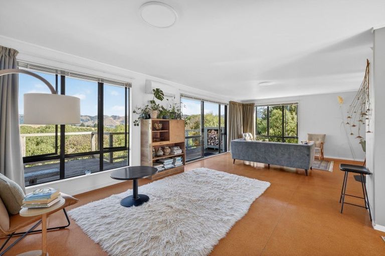 Photo of property in 29 Te Papau Crescent, Diamond Harbour, 8972