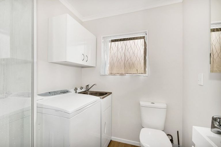 Photo of property in 51 Christmas Road, Manurewa, Auckland, 2102