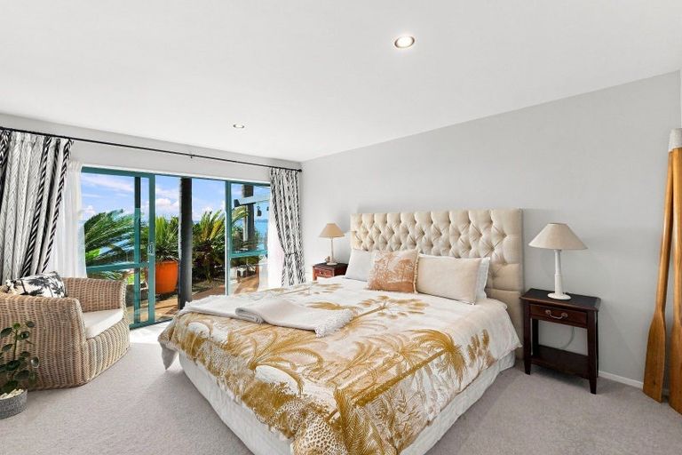 Photo of property in Signal Stn Road, Pouto, Te Kopuru, 0391