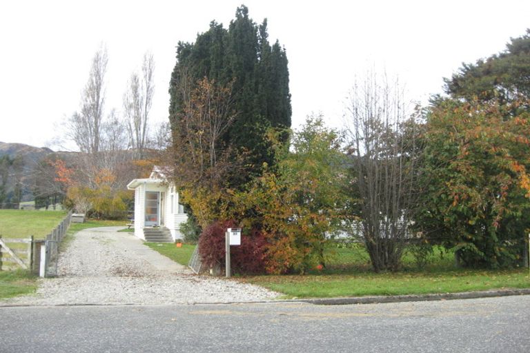 Photo of property in 30 Durham Street, Tapanui, 9522