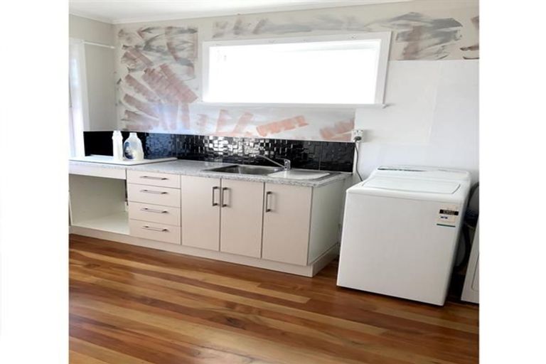 Photo of property in 82a Mokoia Road, Birkenhead, Auckland, 0626